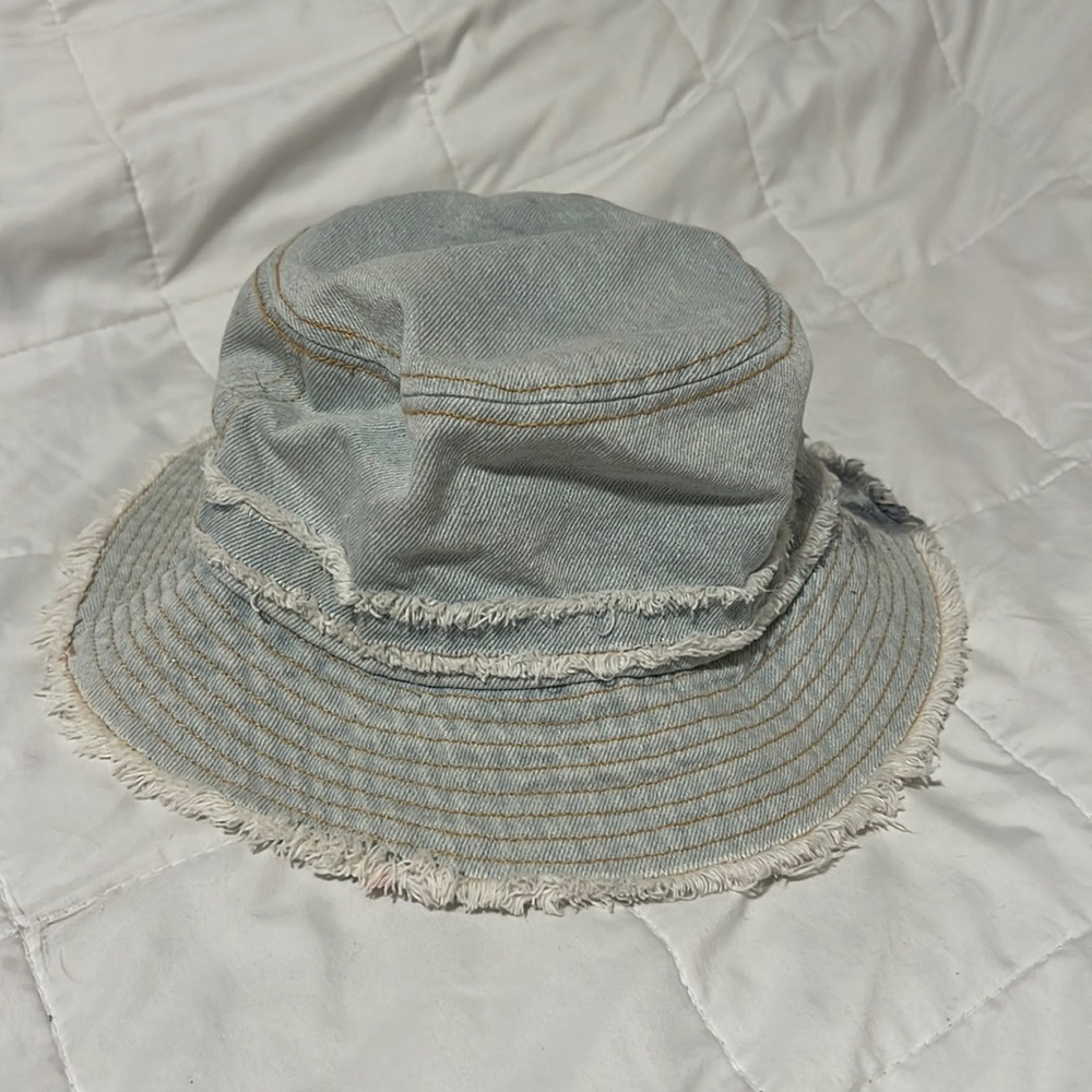 DAVID AND YOUNG Denim Distressed Bucket with Frayed Edge